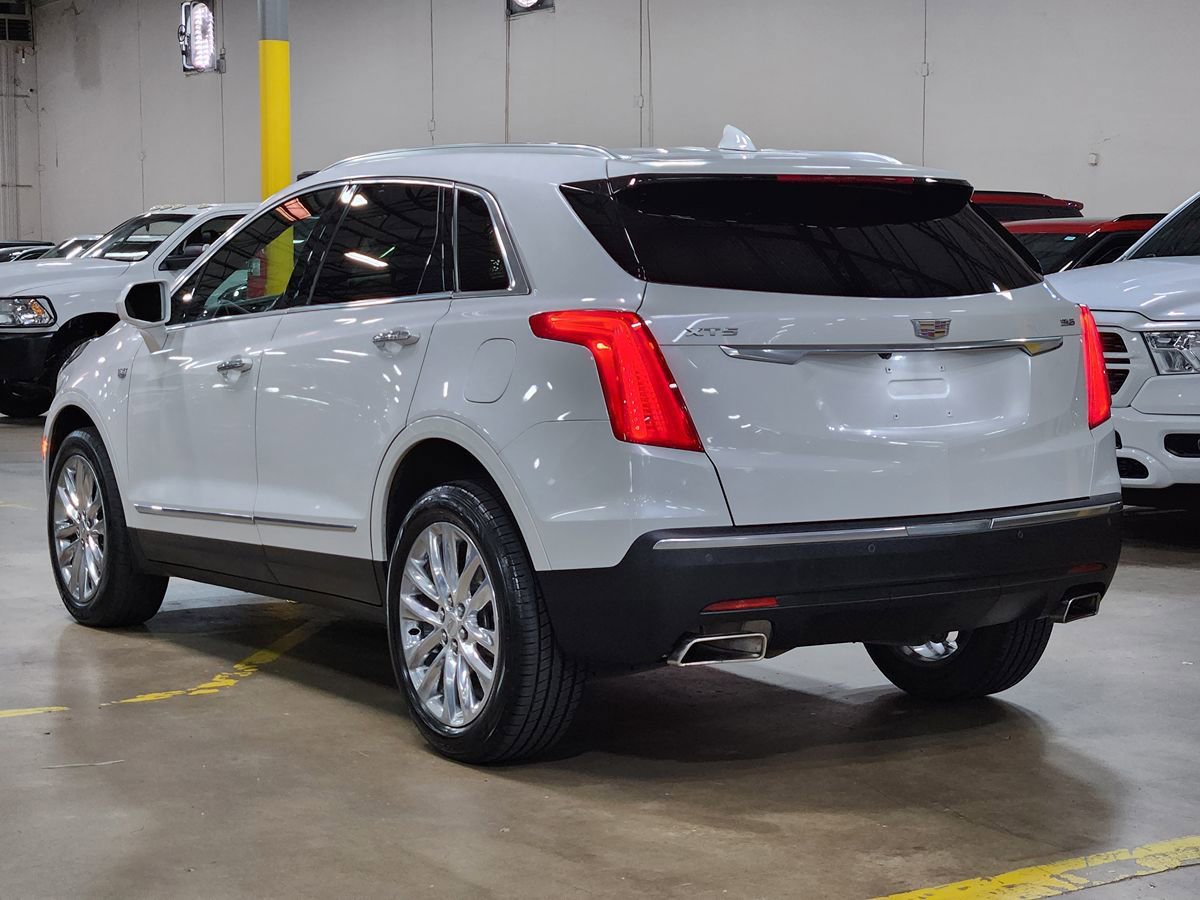 Used 2019 Cadillac XT5 Luxury FWD image 11