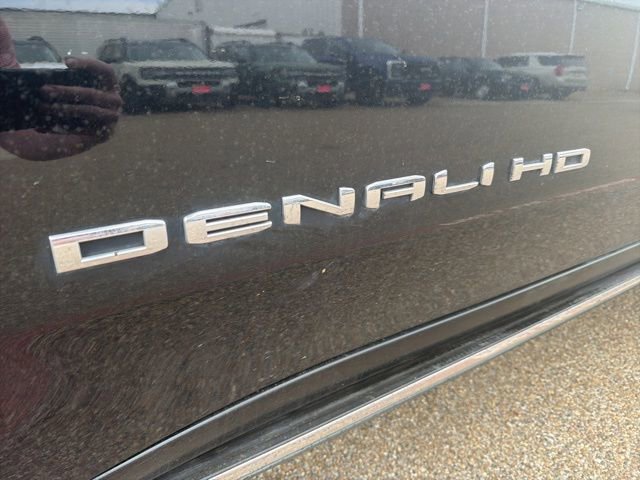 Used 2024 GMC Sierra 2500 Denali Ultimate w/ Max Trailering Package image 12