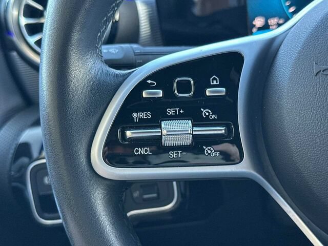 Used 2020 Mercedes-Benz A 220 image 28