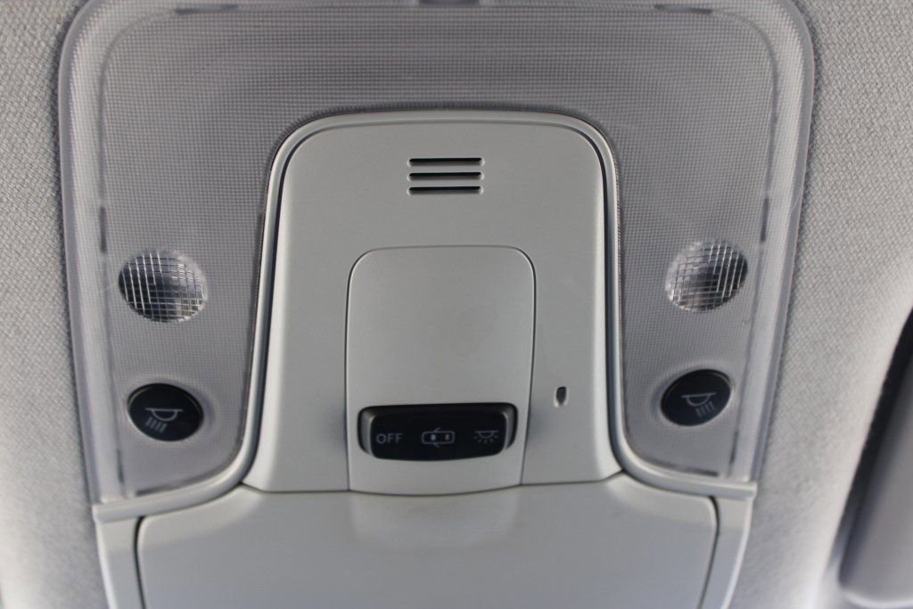 Used 2019 Toyota Prius Prime Premium w/ Carpet Mat Package image 21