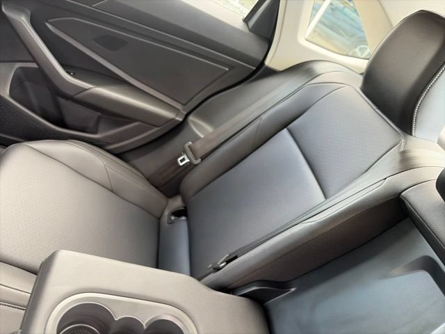 Used 2019 Volkswagen Jetta SE w/ Cold Weather Package FWD image 24