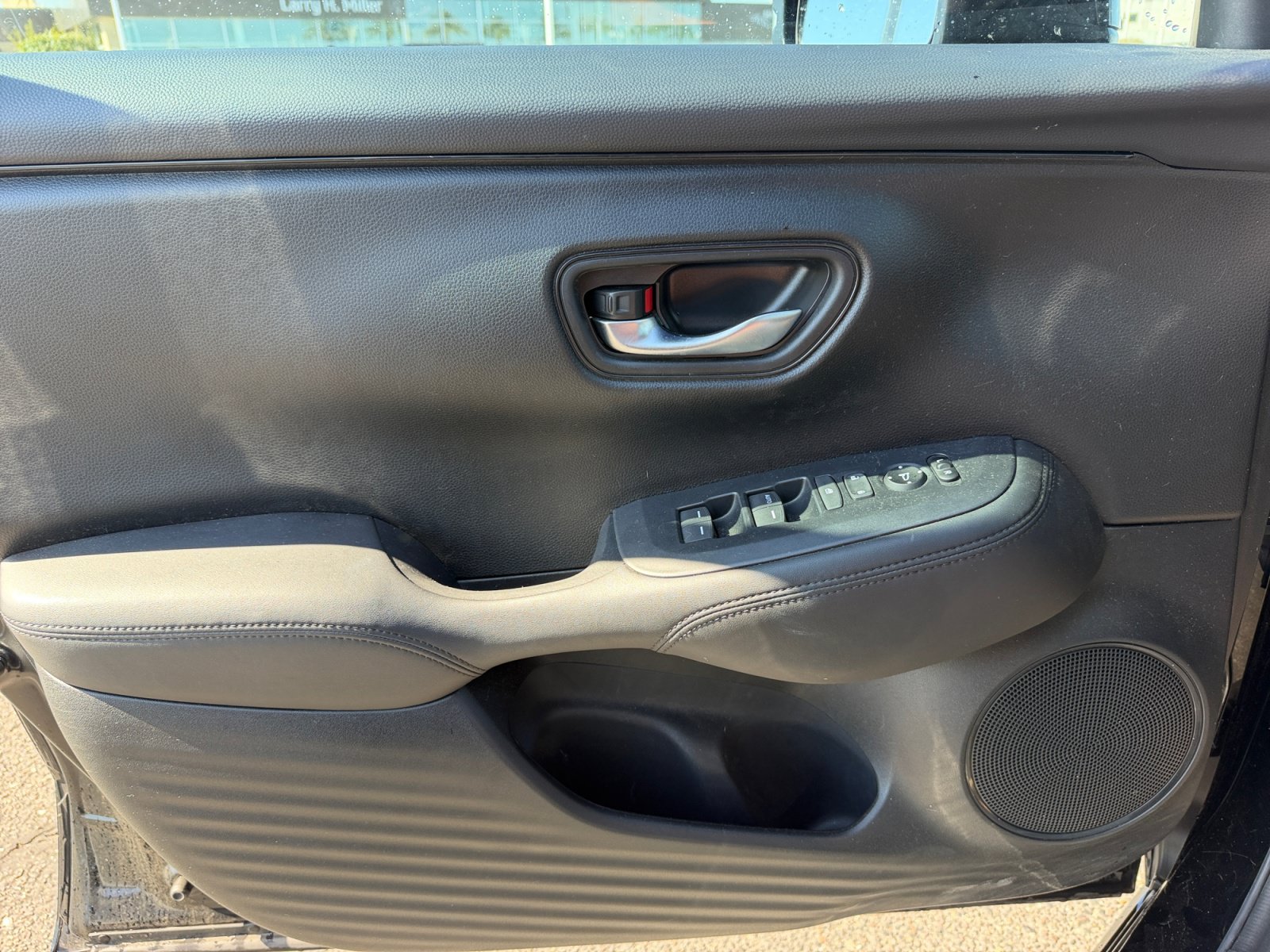 Used 2024 Honda HR-V LX image 13