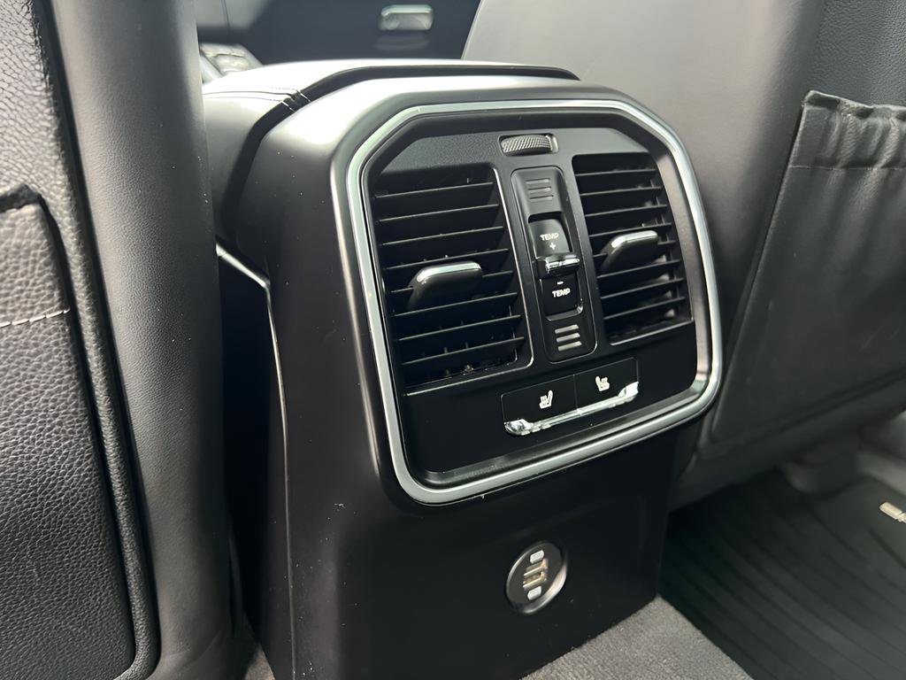 Used 2018 Porsche Macan GTS image 20