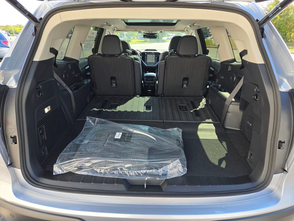 New 2025 Subaru Ascent Touring image 15
