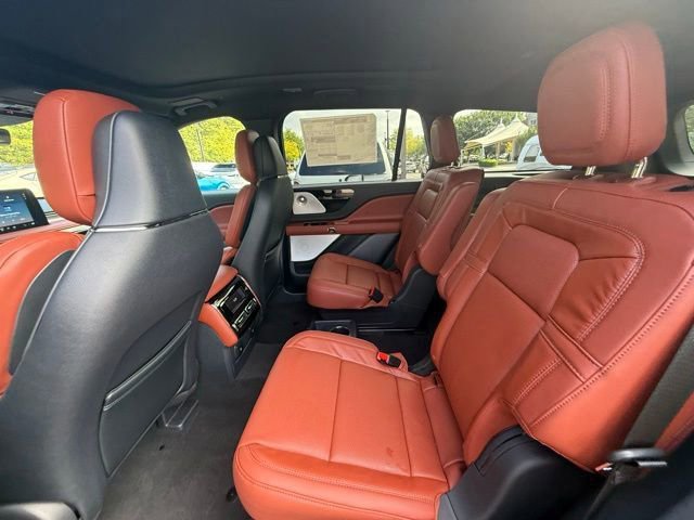 New 2025 Lincoln Aviator Reserve w/ Equipment Group 201A image 14
