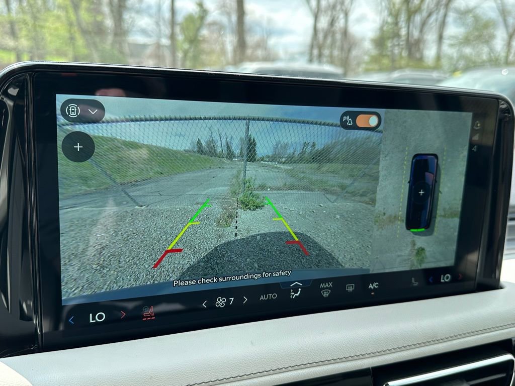 New 2026 Lincoln Aviator AWD image 16