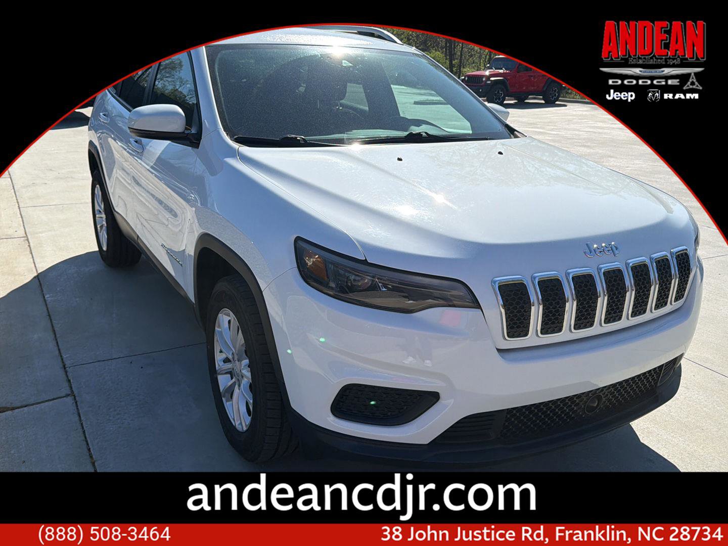 Used 2021 Jeep Cherokee Latitude w/ Mopar Interior Package AWD/4WD image 1
