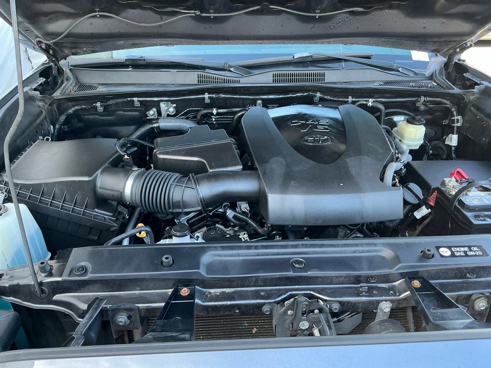 Used 2016 Toyota Tacoma TRD Sport w/ Towing Package image 21