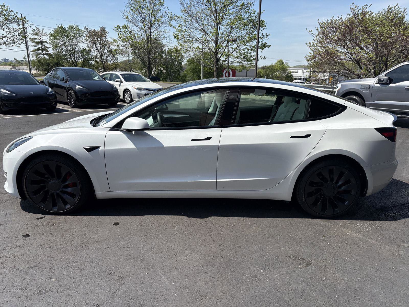 Used 2023 Tesla Model 3 Performance image 5