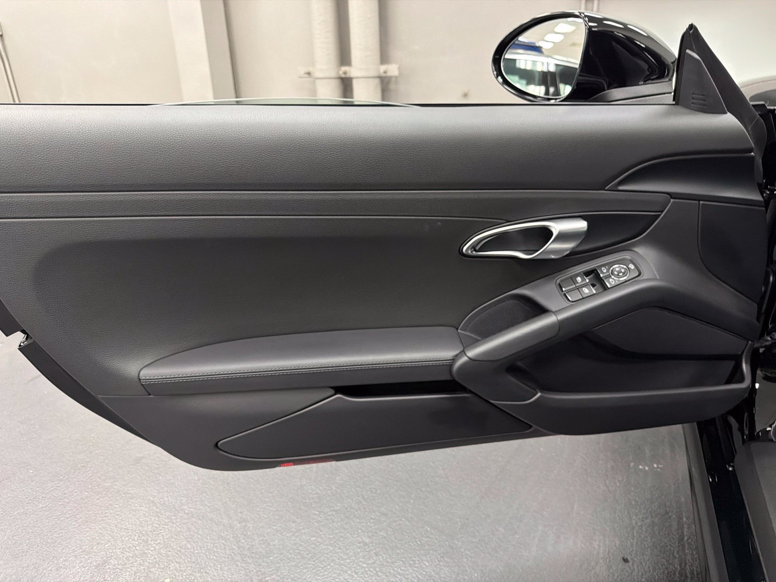 Used 2024 Porsche 718 Cayman S RWD image 20