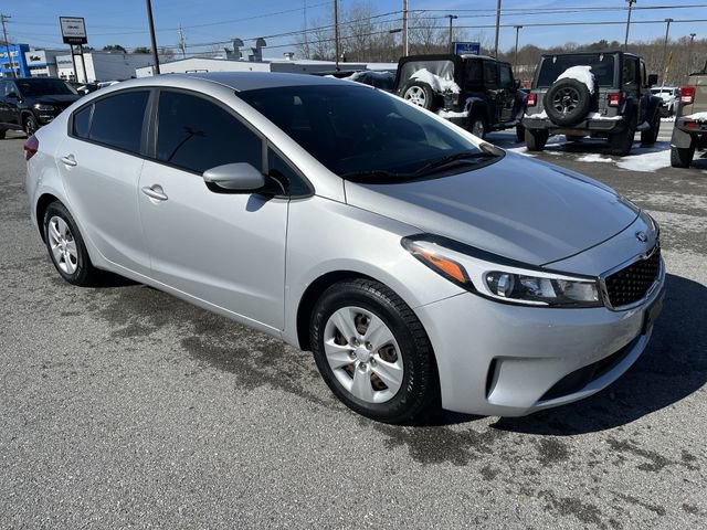 Used 2018 Kia Forte LX w/ LX Popular Package FWD image 11