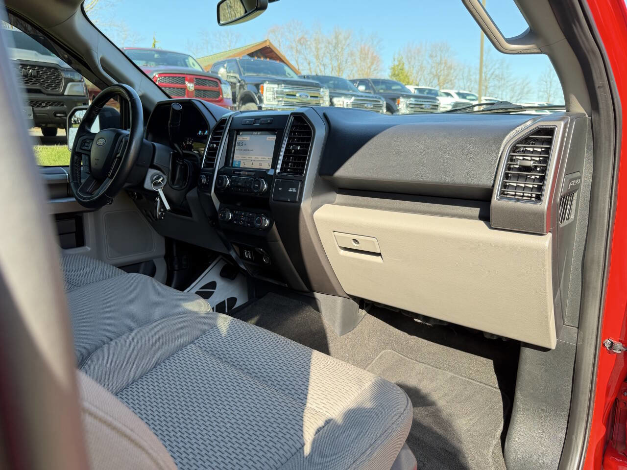 Used 2019 Ford F150 XLT w/ Equipment Group 302A Luxury AWD/4WD image 21