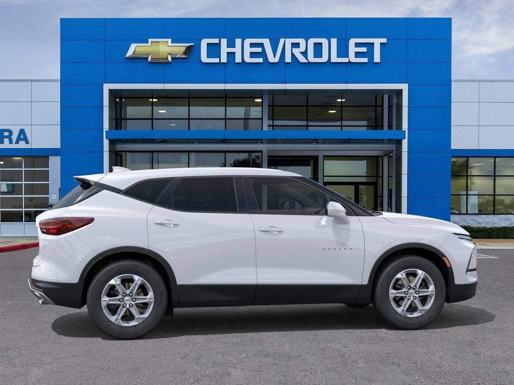 New 2026 Chevrolet Blazer LT FWD image 5