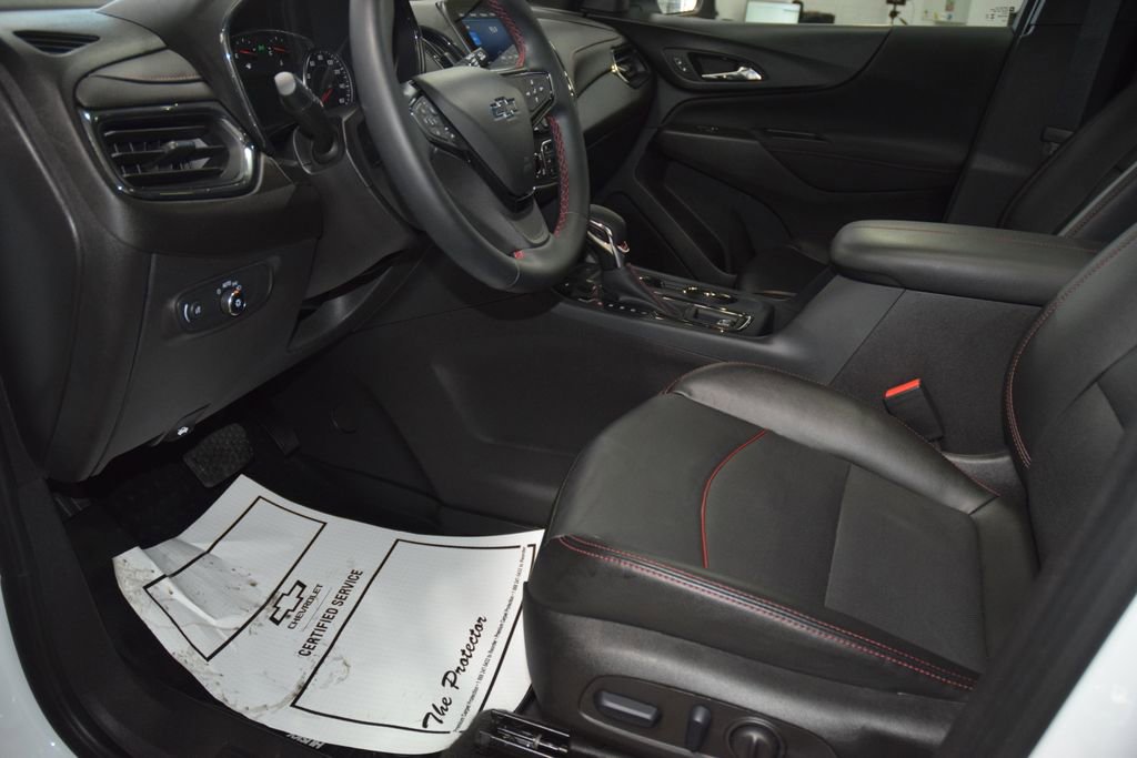 Used 2024 Chevrolet Equinox RS w/ RS Leather Package image 38