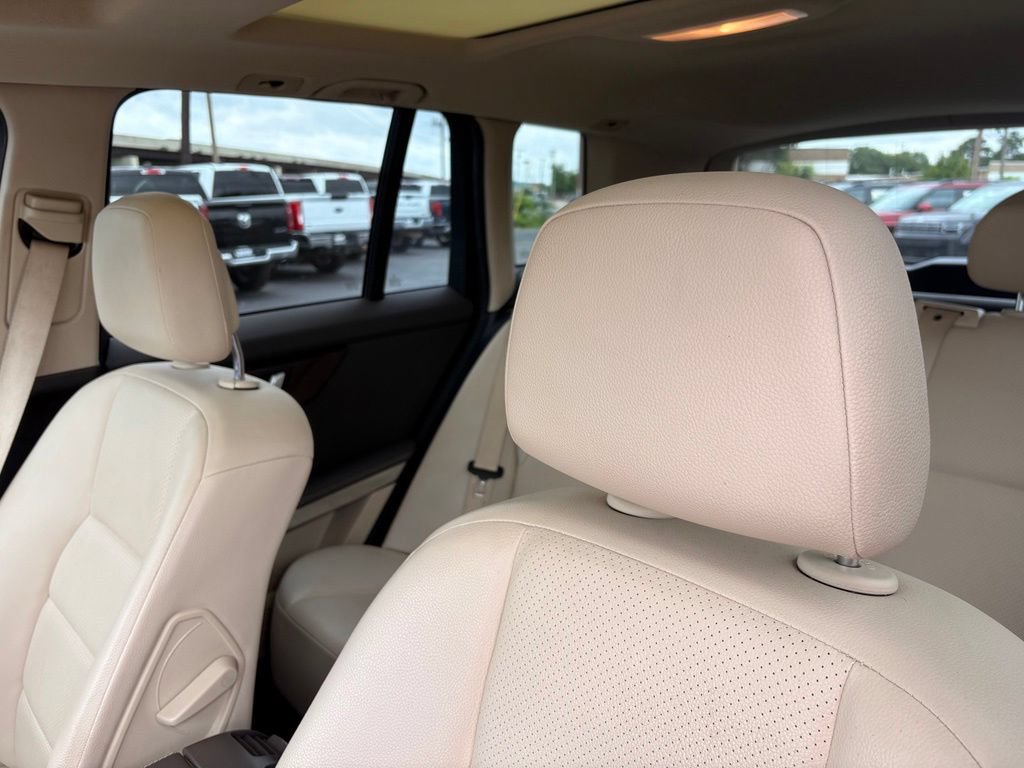 Used 2015 Mercedes-Benz GLK 350 2WD image 21