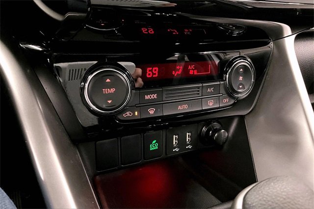 Used 2023 Mitsubishi Eclipse Cross SE image 27