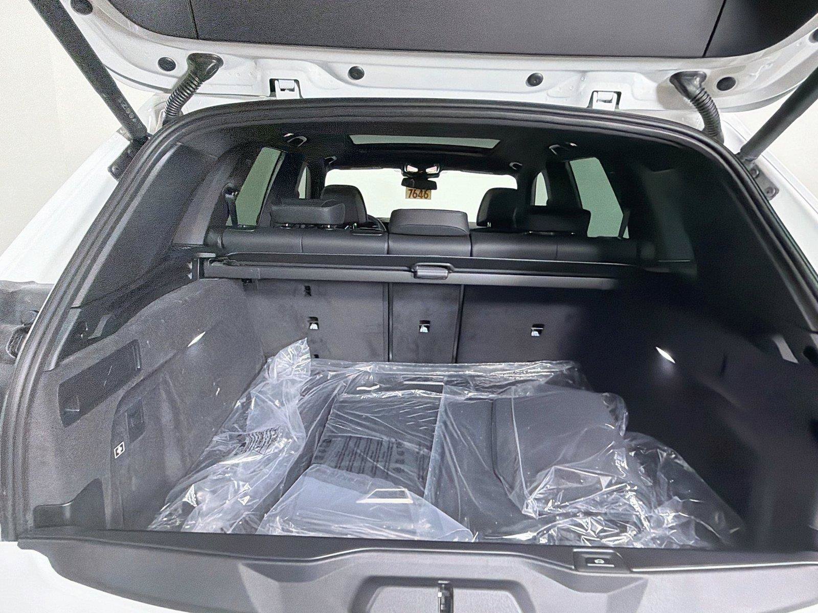 New 2026 BMW X5 sDrive40i w/ Climate Comfort Package RWD image 28