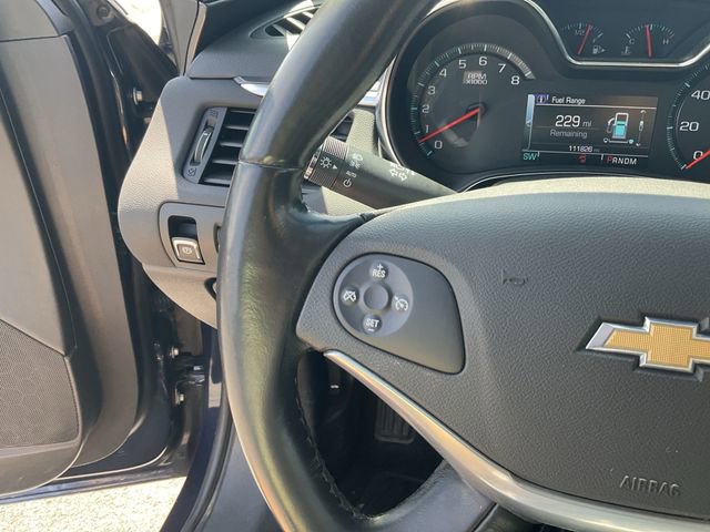 Used 2017 Chevrolet Impala LT w/ Convenience Package FWD image 18