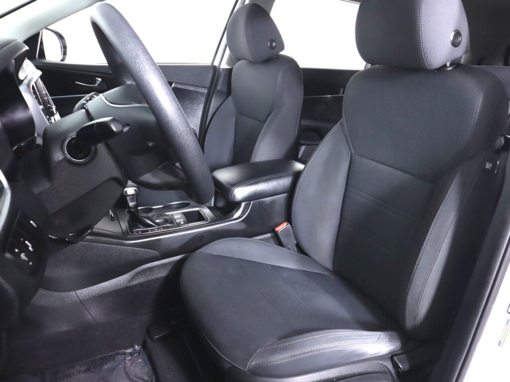 Used 2019 Kia Sorento FWD image 28