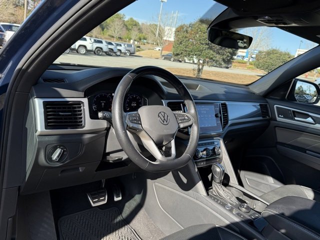 Used 2021 Volkswagen Atlas Cross Sport SEL Premium image 15