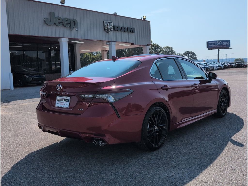 Used 2023 Toyota Camry XSE image 5
