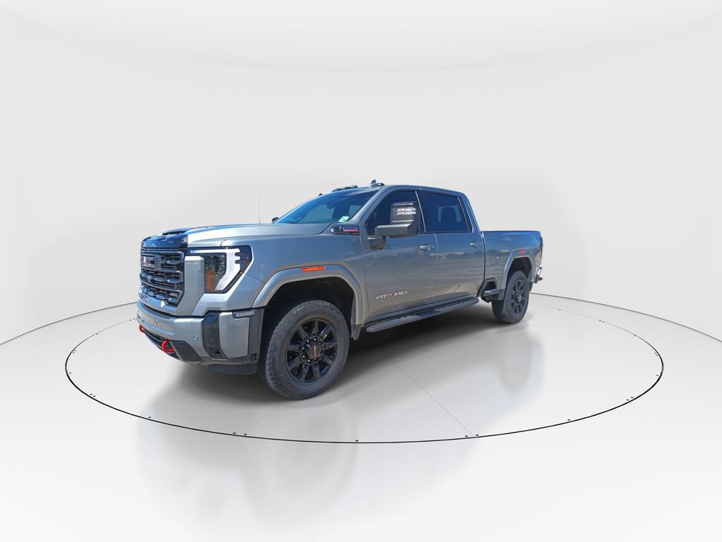 Used 2025 GMC Sierra 2500 AT4 w/ AT4 Premium Plus Package AWD/4WD image 4