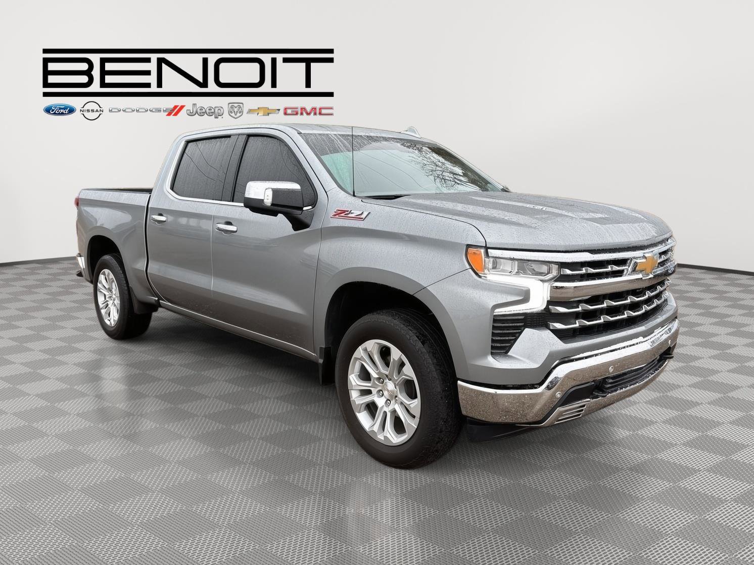 Used 2024 Chevrolet Silverado 1500 LTZ image 3