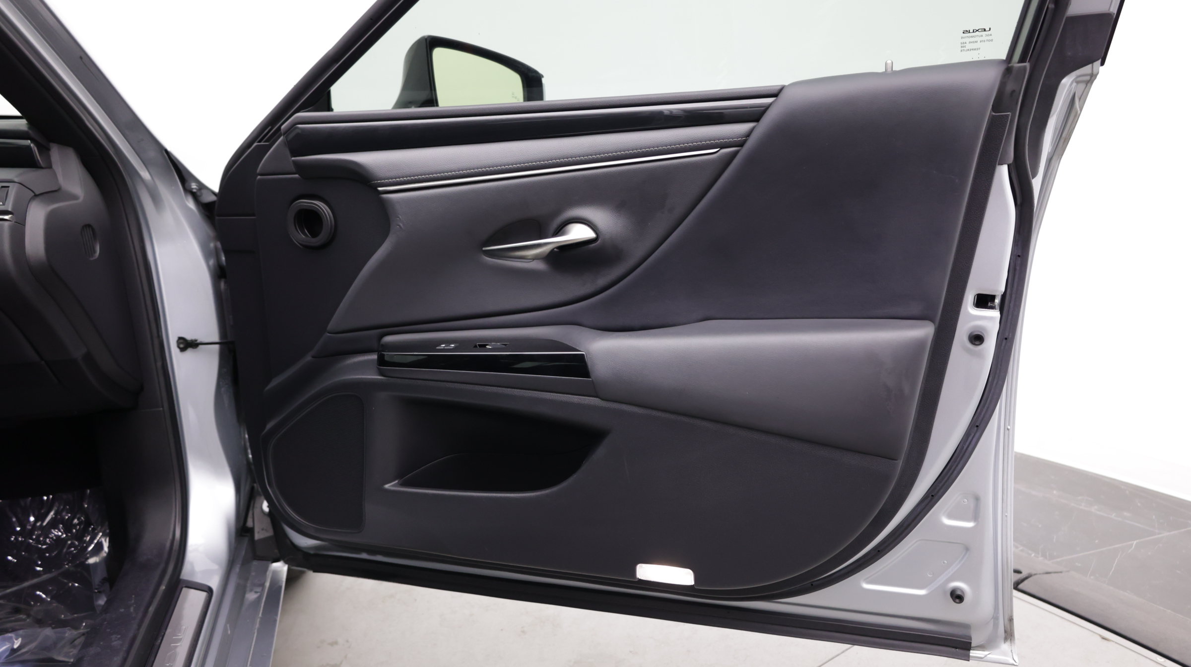 Used 2022 Lexus ES 350 w/ Accessory Package 2 FWD image 33