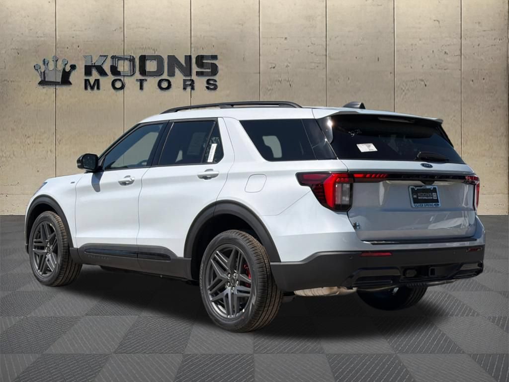 New 2026 Ford Explorer ST-Line w/ ST-Line Street Pack AWD/4WD image 6
