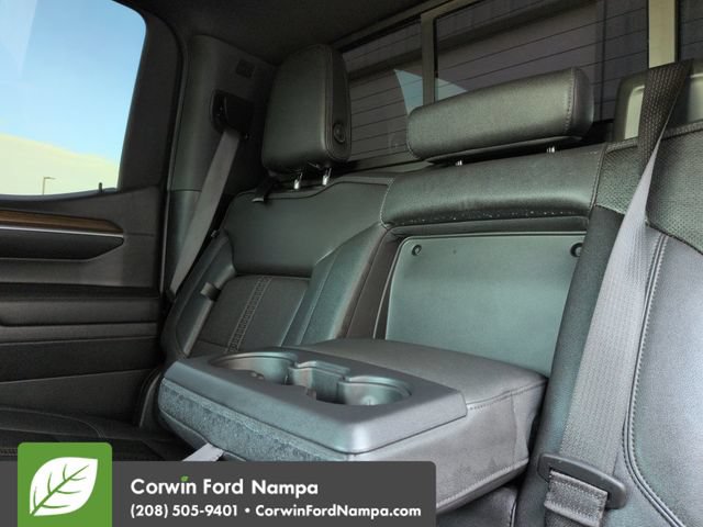 Used 2022 Chevrolet Silverado 1500 High Country AWD/4WD image 26