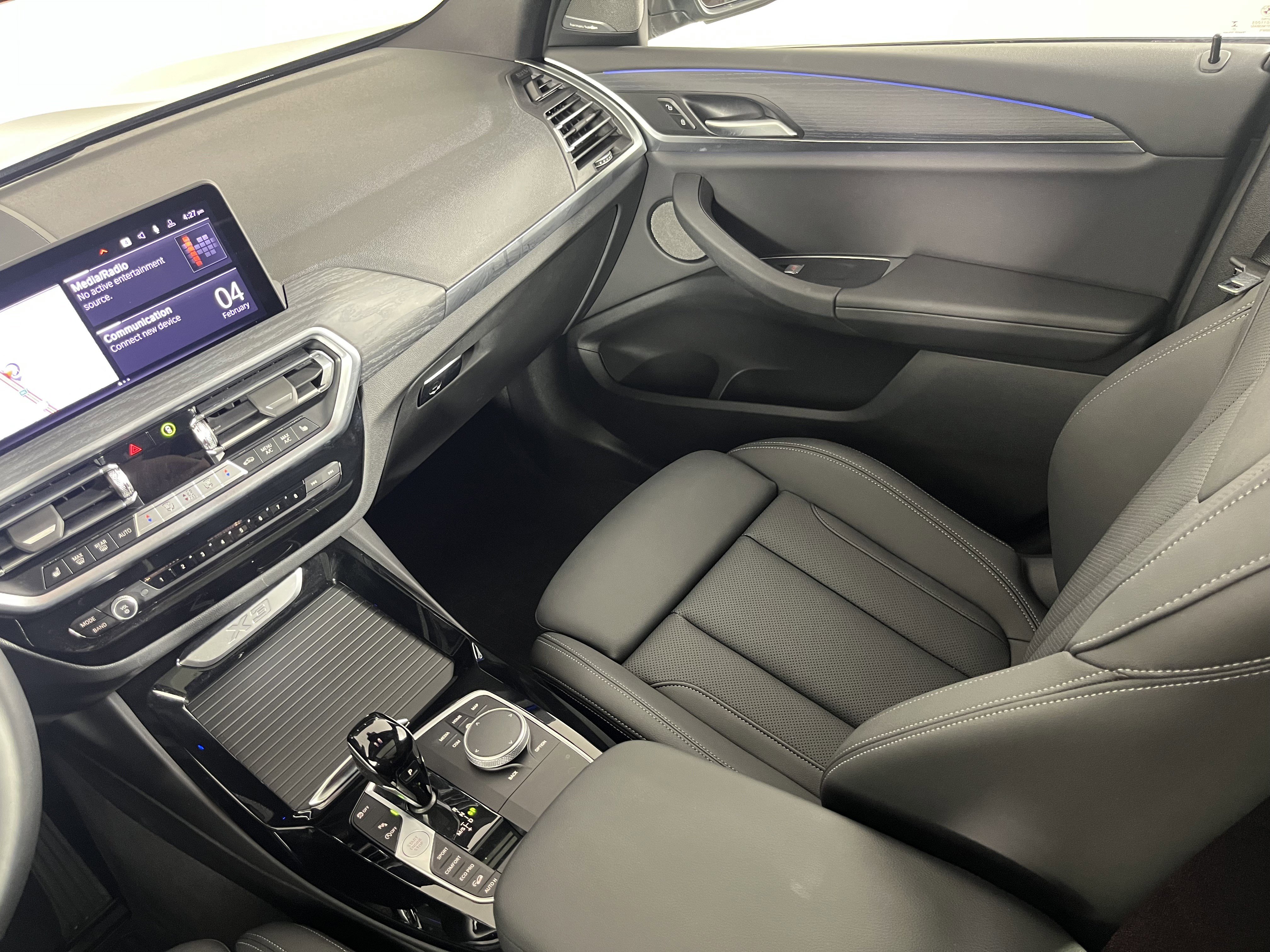 Certified 2024 BMW X3 xDrive30i w/ Premium Package w/ZPA image 11