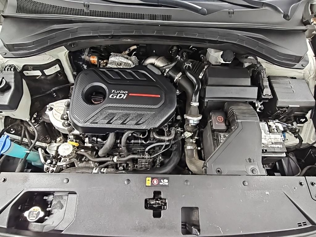 Used 2020 Hyundai Santa Fe Limited image 45