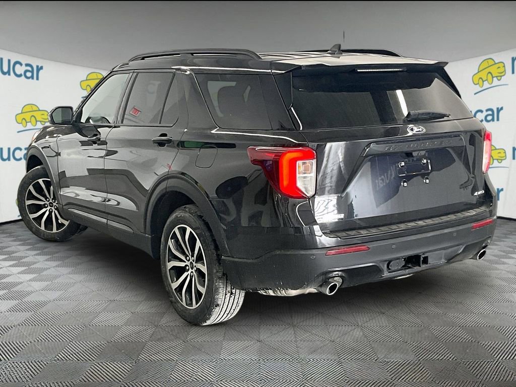 Used 2023 Ford Explorer ST-Line w/ Class IV Trailer Tow Package image 4