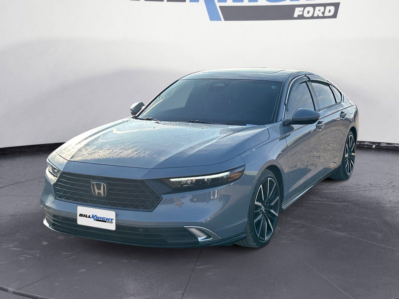 Used 2025 Honda Accord Touring image 1