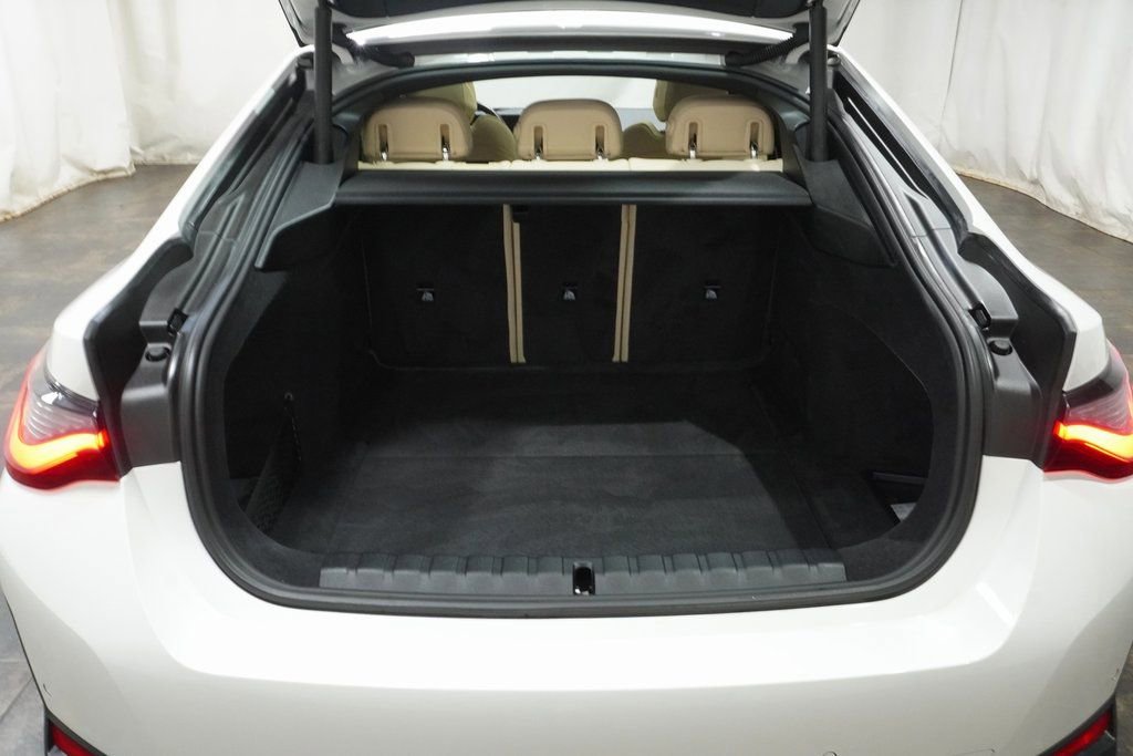 Certified 2024 BMW i4 xDrive40i w/ Premium Package image 5