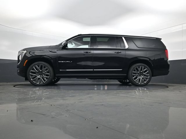 Used 2026 GMC Yukon XL Denali Ultimate AWD/4WD image 29
