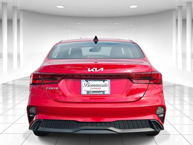 Used 2024 Kia Forte LXS image 4