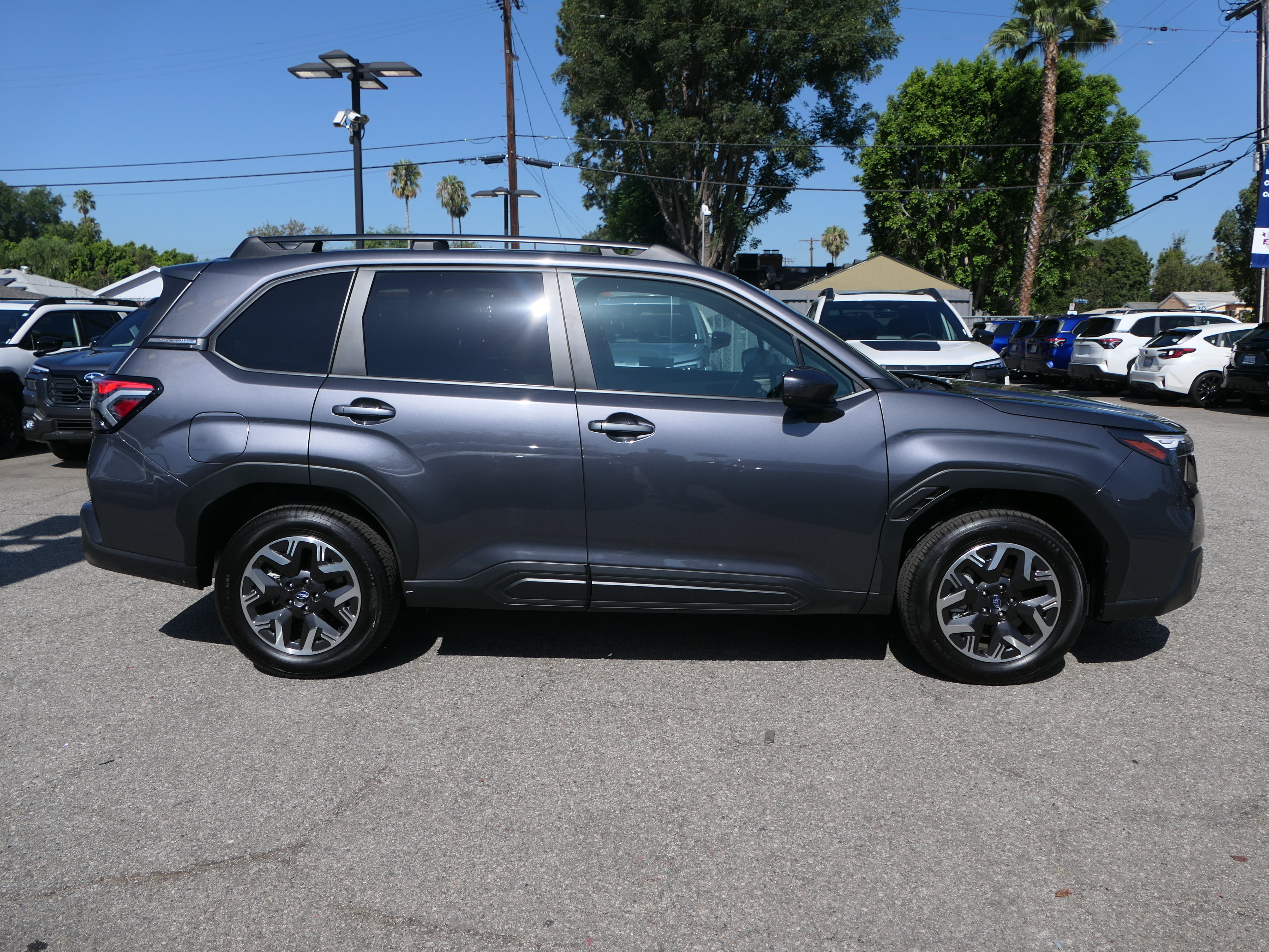 Used 2026 Subaru Forester Premium AWD/4WD image 6
