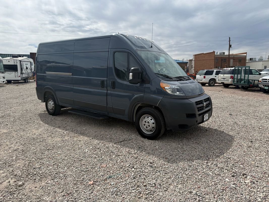 Used 2018 RAM ProMaster 2500 FWD image 2