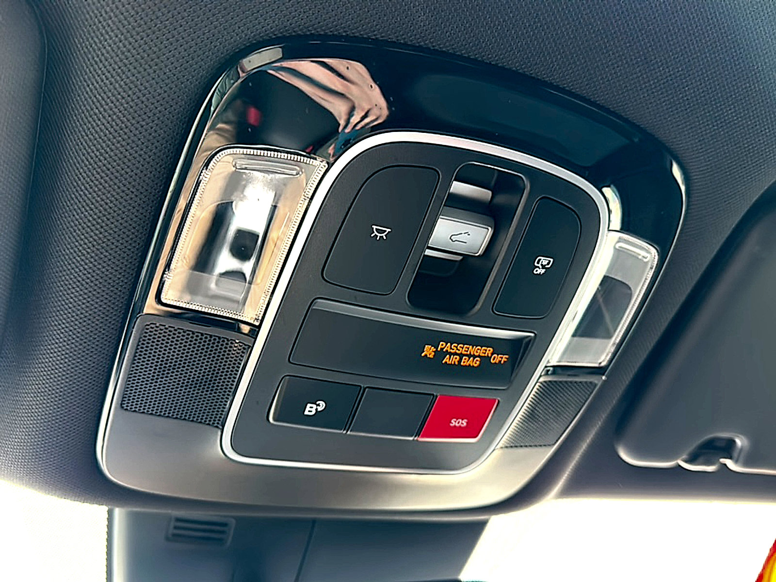 Used 2025 Hyundai Santa Cruz SEL FWD image 34