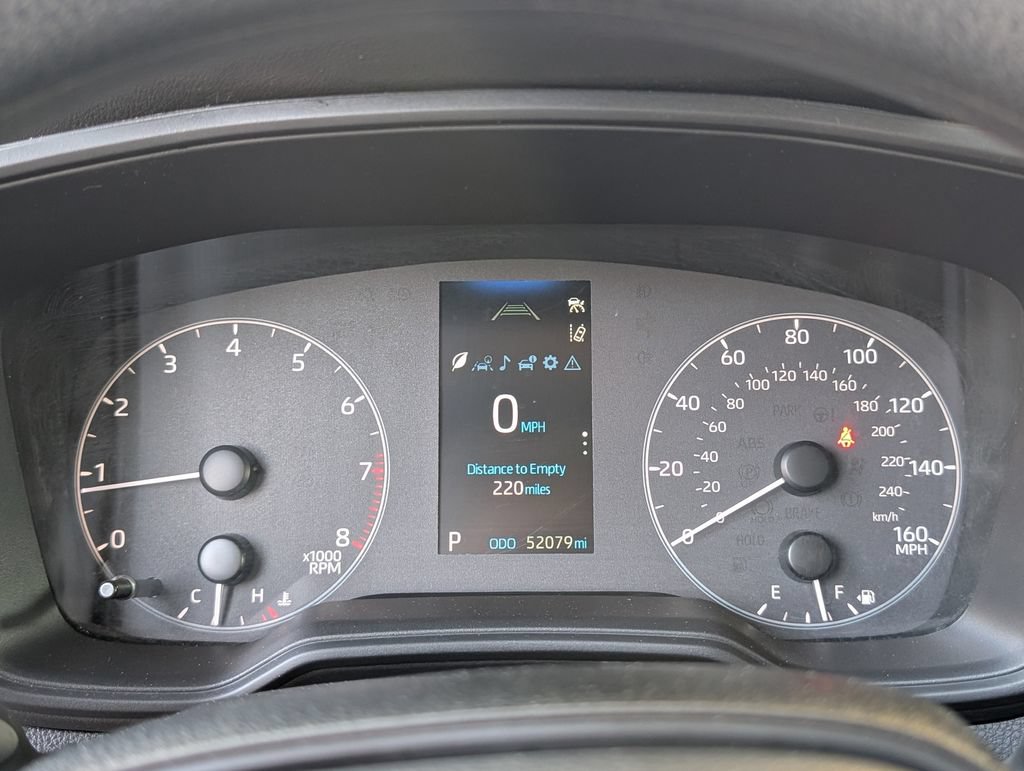 Used 2024 Toyota Corolla LE FWD image 11