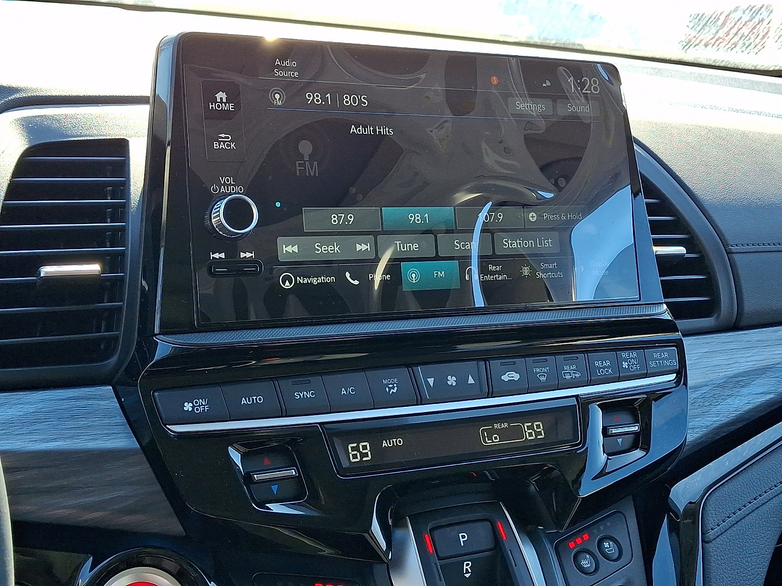 New 2026 Honda Odyssey Elite image 10