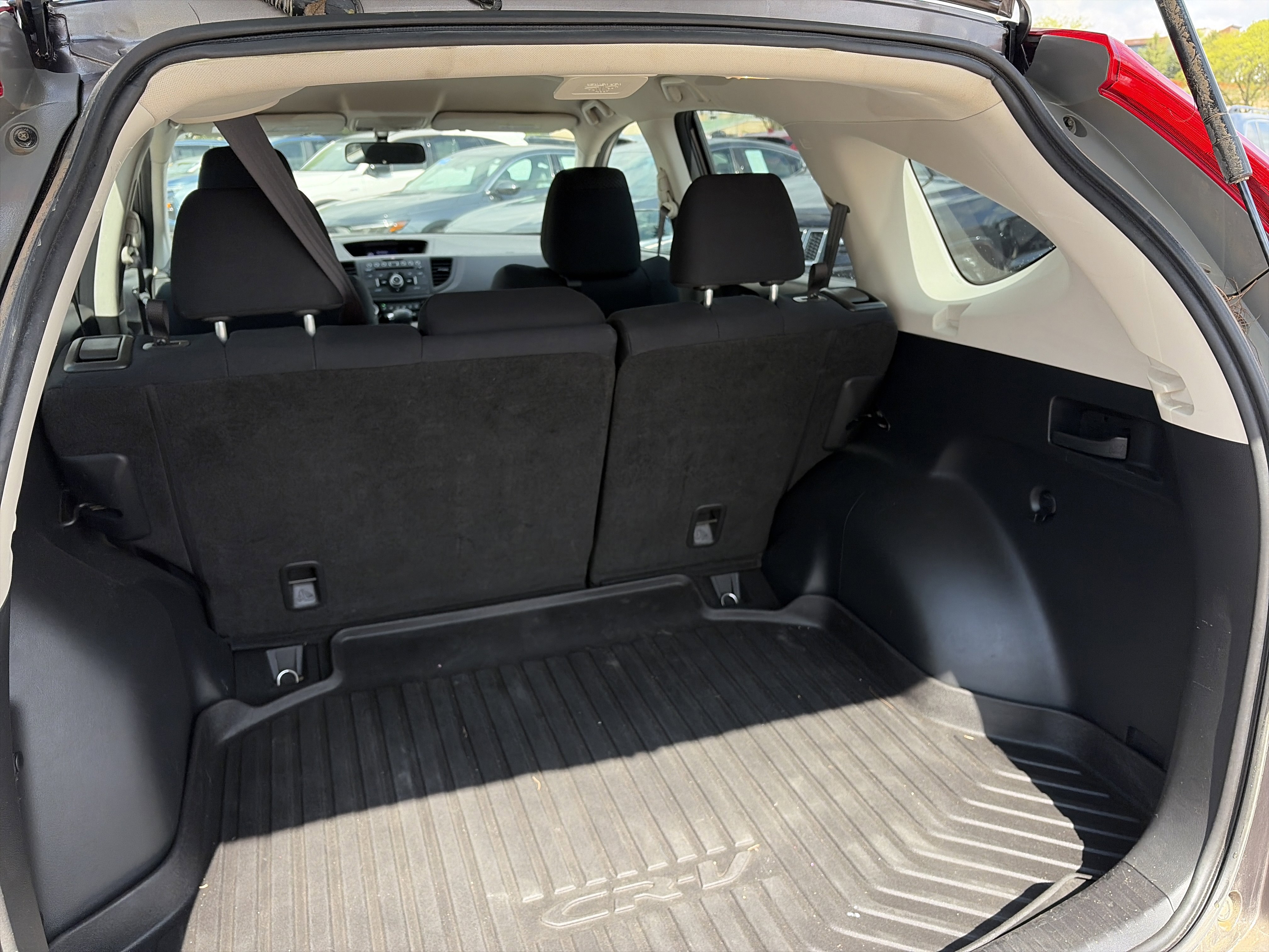 Used 2015 Honda CR-V LX image 2