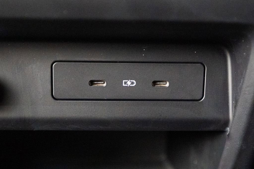 Certified 2025 Porsche Cayenne image 36