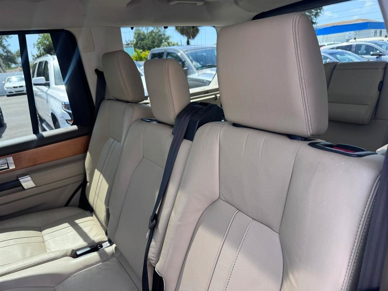 Used 2012 Land Rover LR4 AWD/4WD image 76
