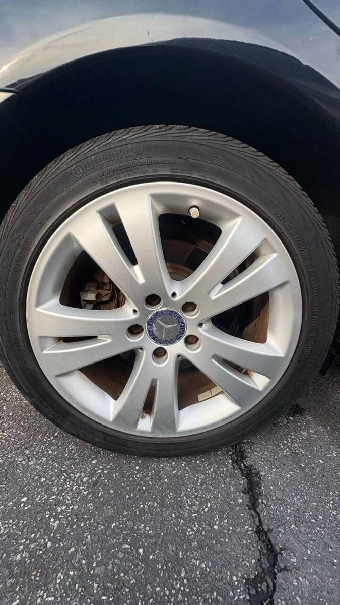 Used 2011 Mercedes-Benz C 300 Sedan image 17