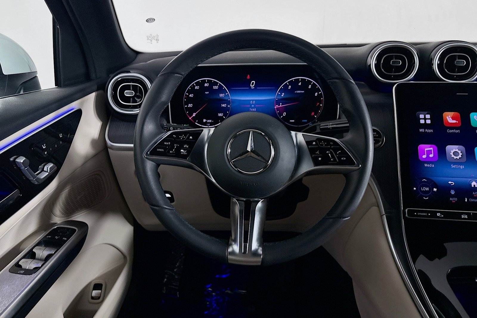 Certified 2026 Mercedes-Benz GLC 300 image 33