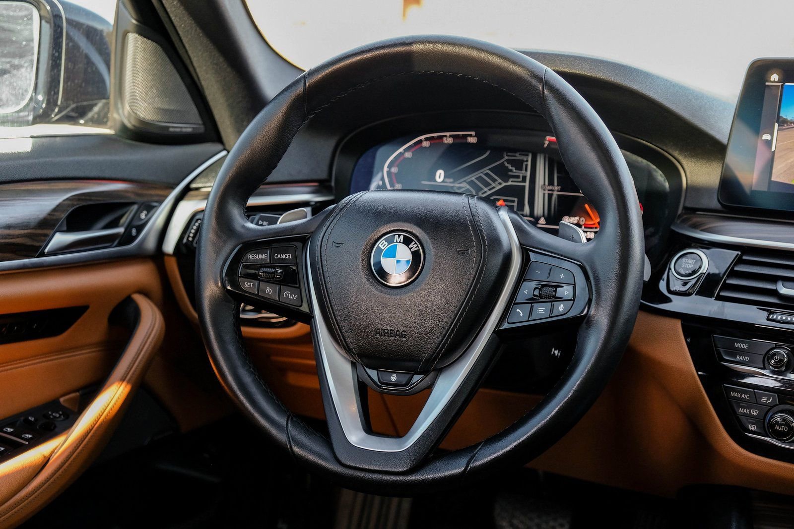 Used 2023 BMW 530i xDrive w/ Executive Package image 19