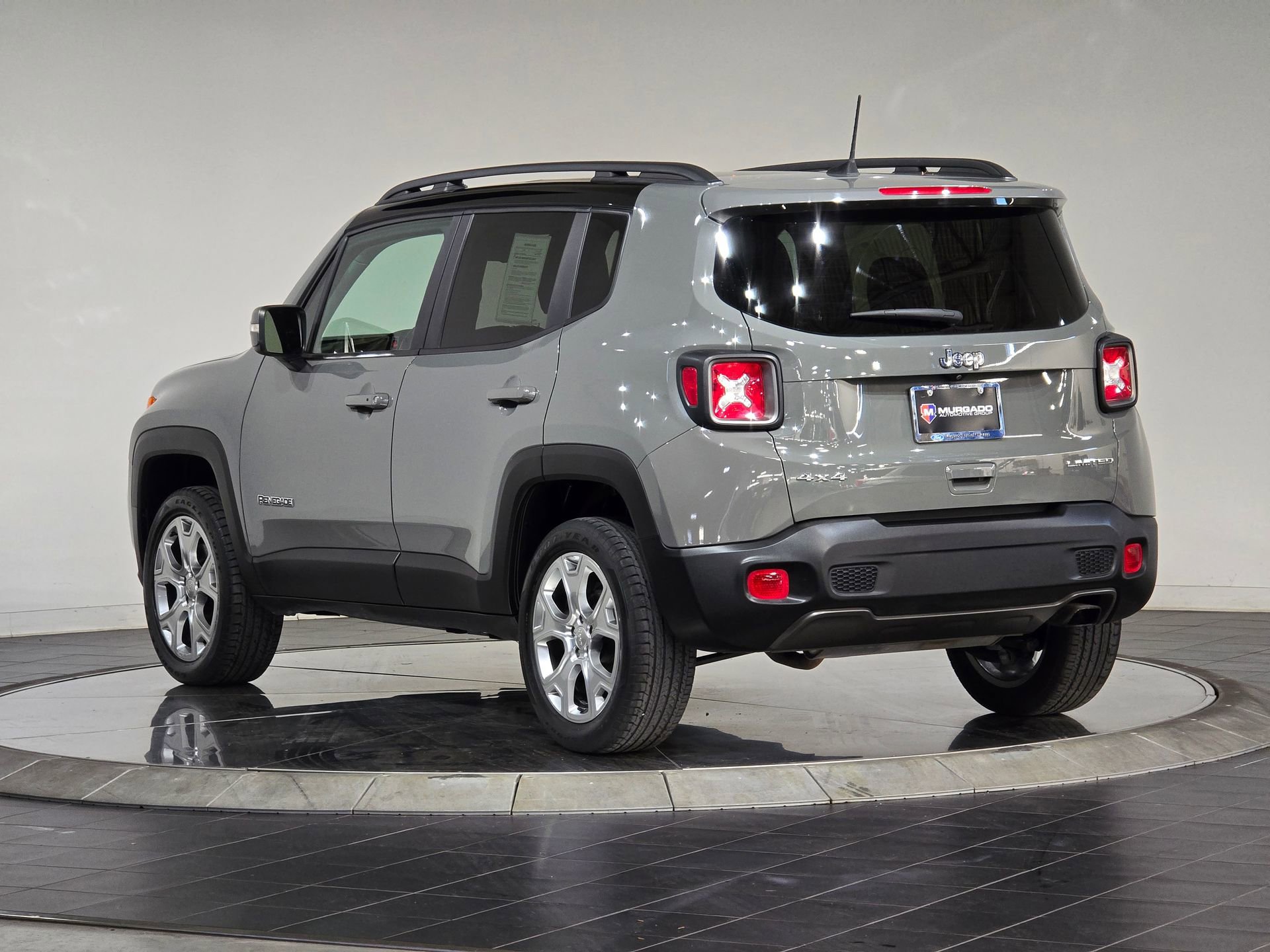 Used 2020 Jeep Renegade Limited w/ Safety and Security Group image 7