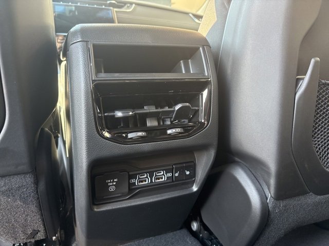 New 2025 Jeep Grand Cherokee Overland image 17